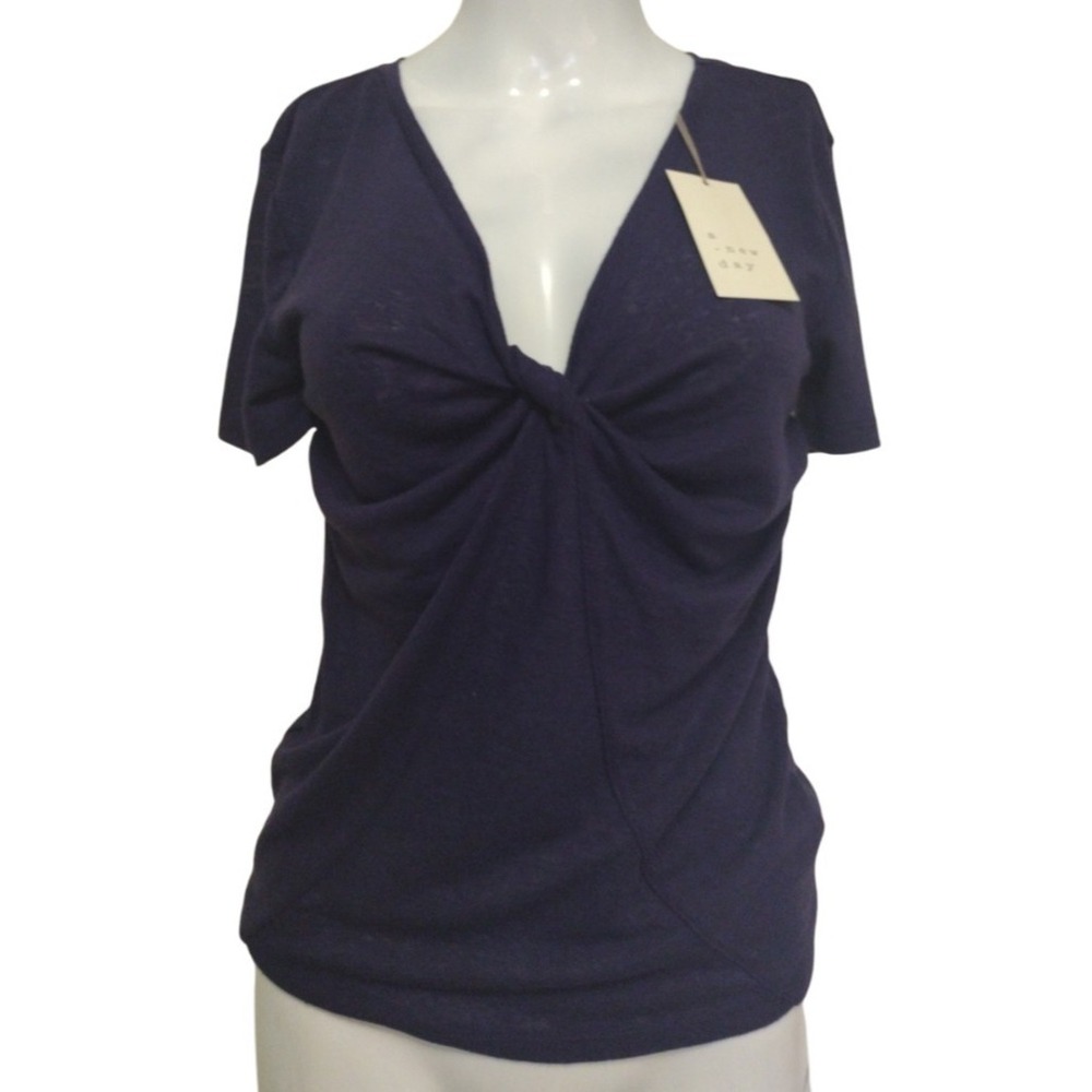 A New Day Blouse Woman's S Navy Twisted V-Neck Linen Short Sleeve Linen Blend